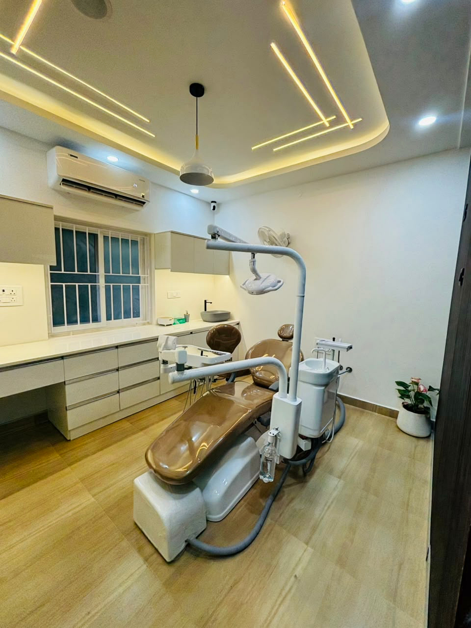 Elora Dental operatory room 2 modern dental chair setup