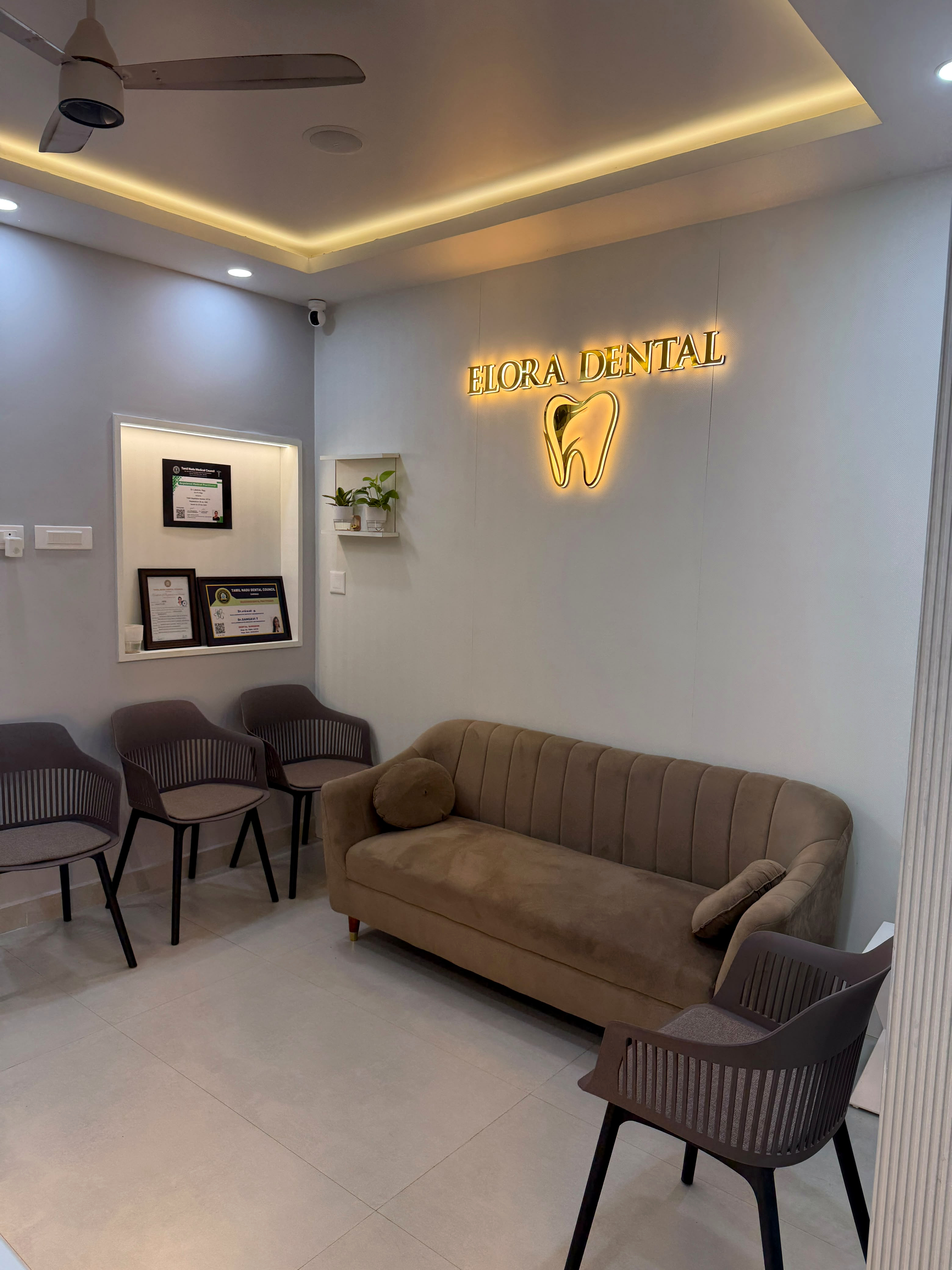 Reception & Waiting Lounge